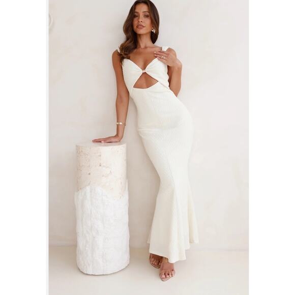 Sun Lux Dresses & Skirts - Sun white cut-out maxi dress with gold-tone hardware details on the straps